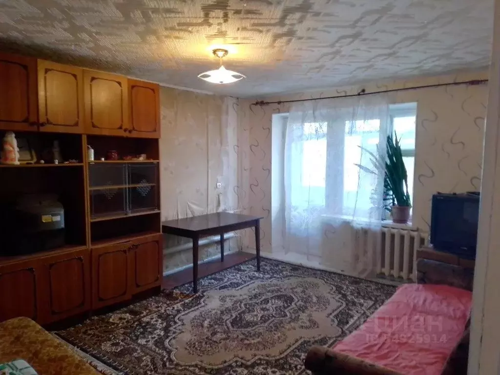 2-к кв. Воронежская область, Анна пгт ул. Чехова, 4А (55.0 м) - Фото 0