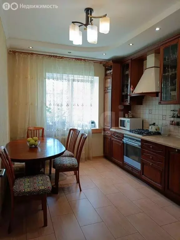 3-комнатная квартира: Зеленодольск, Паратская улица, 9 (75.5 м) - Фото 2