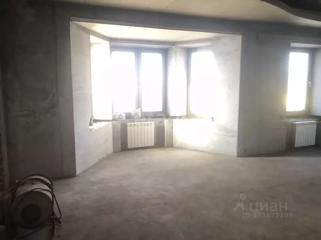 5-к кв. Красноярский край, Красноярск ул. Баумана, 20 (150.0 м) - Фото 1