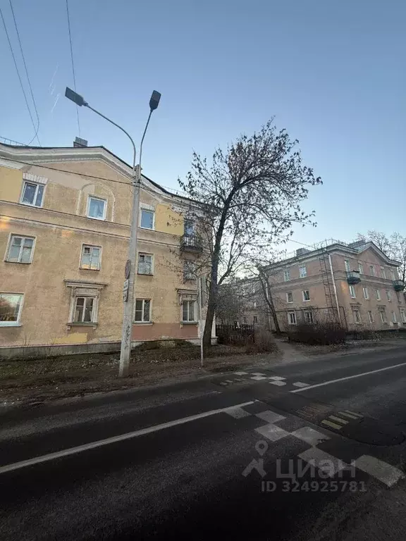 Комната Санкт-Петербург 2-я Комсомольская ул., 15К1 - Фото 1