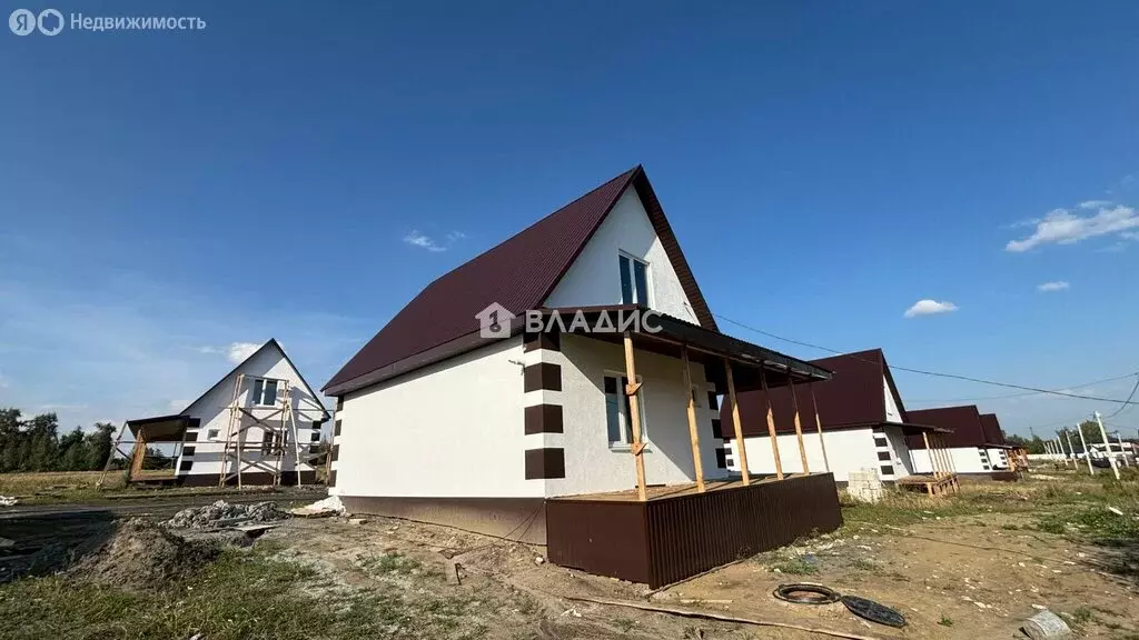 Дом в Бессоновский район, село Ухтинка, Весенняя улица (80 м) - Фото 1