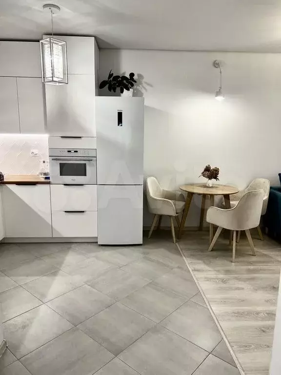 2-к. квартира, 50 м, 14/18 эт. - Фото 1