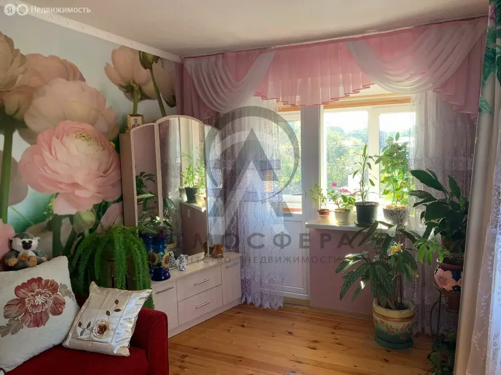 Дом в Туапсе, Керченская улица (148 м) - Фото 1