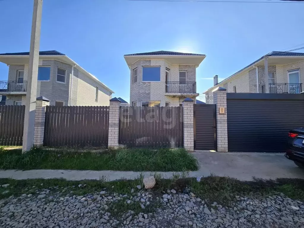 Дом в Краснодарский край, Краснодар пос. Российский, ул. Витебская, ... - Фото 1