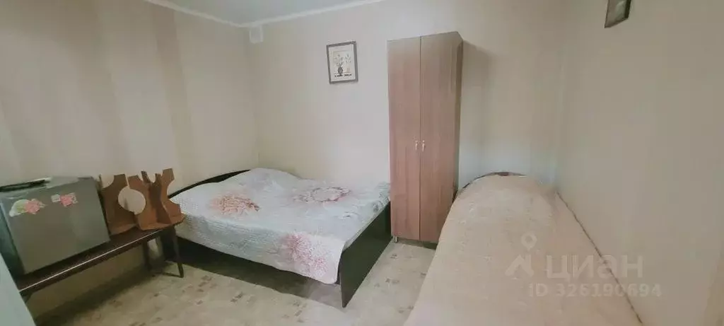 Комната Краснодарский край, Геленджик Средняя ул., 15 - Фото 1