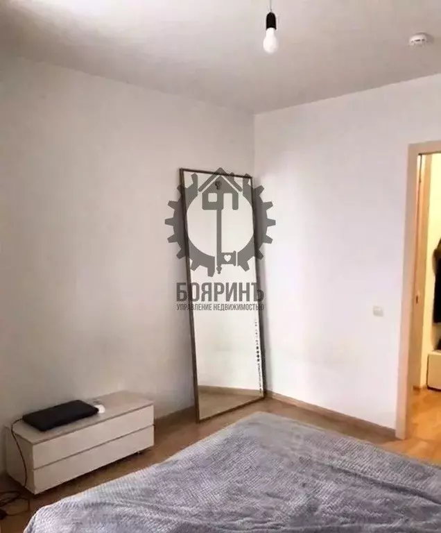 1-к кв. Свердловская область, Екатеринбург ул. Индустрии, 66 (33.0 м) - Фото 1