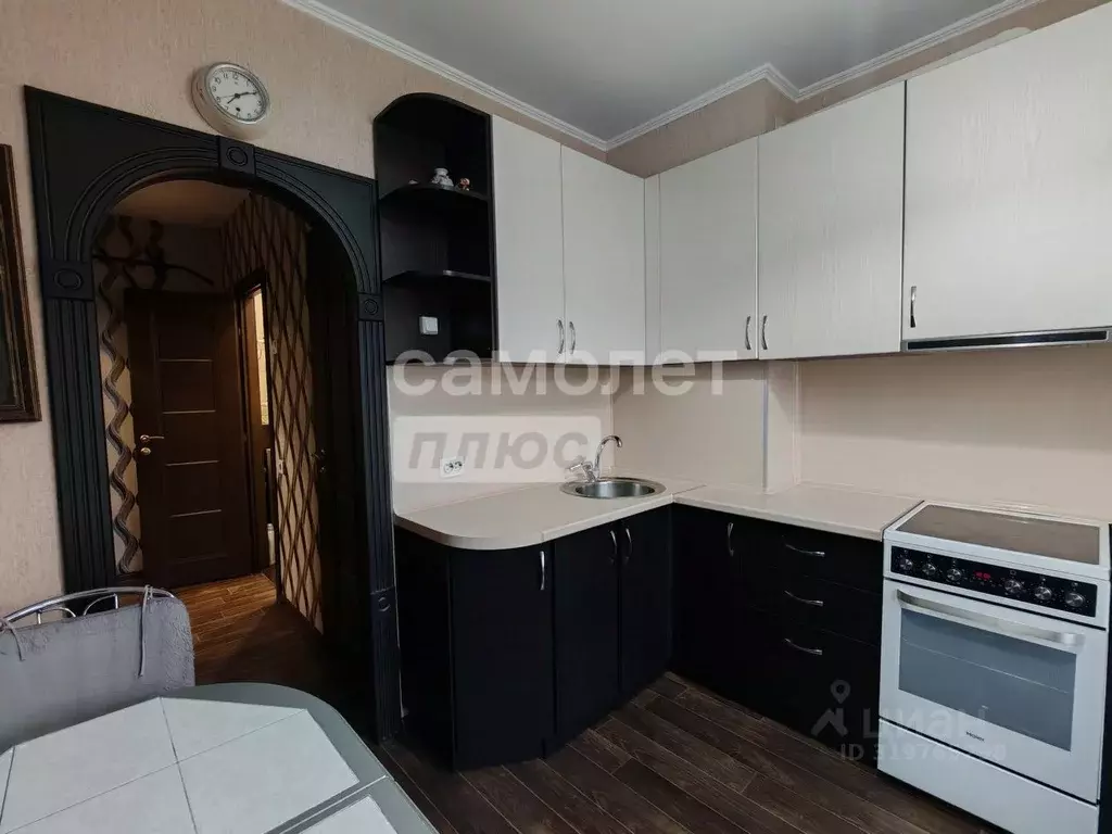 2-к кв. Омская область, Омск ул. 28-я Северная, 24 (56.9 м) - Фото 1