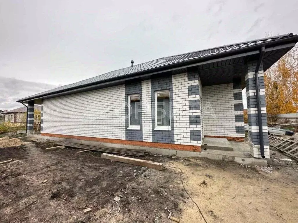 Дом в Тюменская область, Тюмень Березняки СНТ,  (180 м) - Фото 0