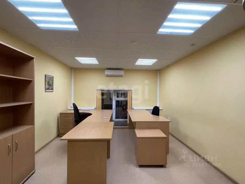 Офис в Тюменская область, Тюмень Олимпийская ул., 9/3 (185 м) - Фото 1