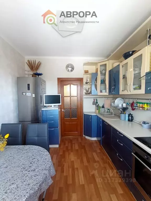 3-к кв. Ханты-Мансийский АО, Сургут Магистральная ул., 28 (70.2 м) - Фото 0