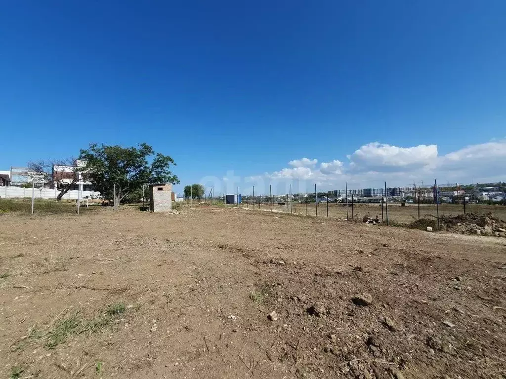 Участок в Севастополь ул. Кедрина (7.0 сот.) - Фото 0