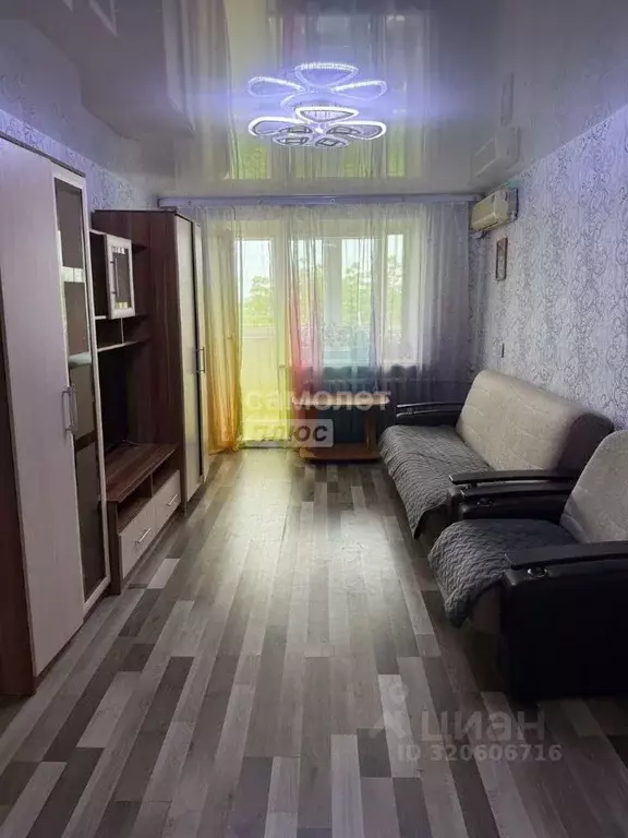 3-к кв. Приморский край, с. Черниговка ул. Октябрьская, 75 (58.3 м) - Фото 0