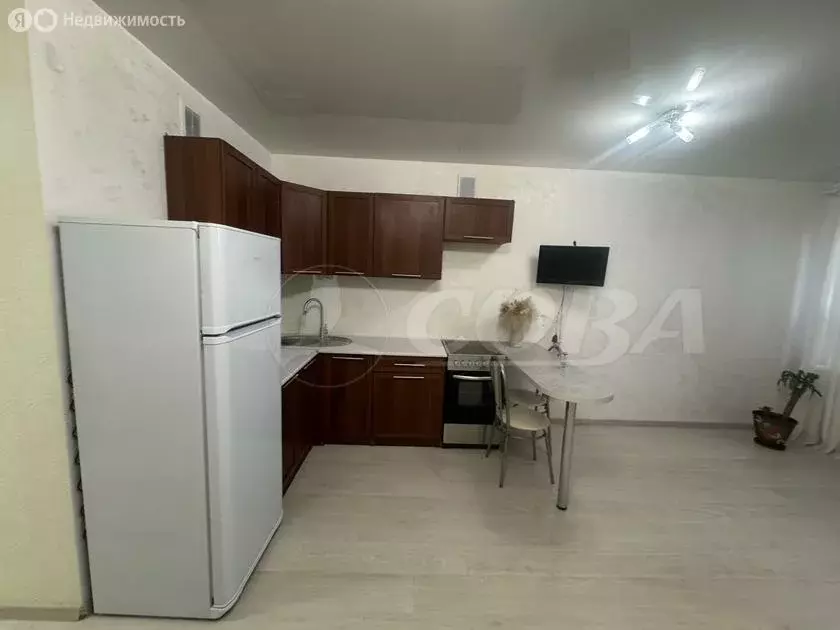 Квартира-студия: Тюмень, улица Монтажников, 57 (32 м) - Фото 1