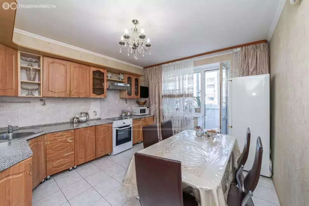 3-комнатная квартира: Тюмень, улица Московский Тракт, 145 (91 м) - Фото 2