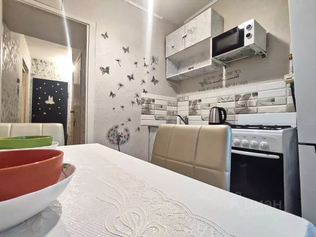 1-к кв. Омская область, Омск ул. Химиков, 6/2 (40.0 м) - Фото 0