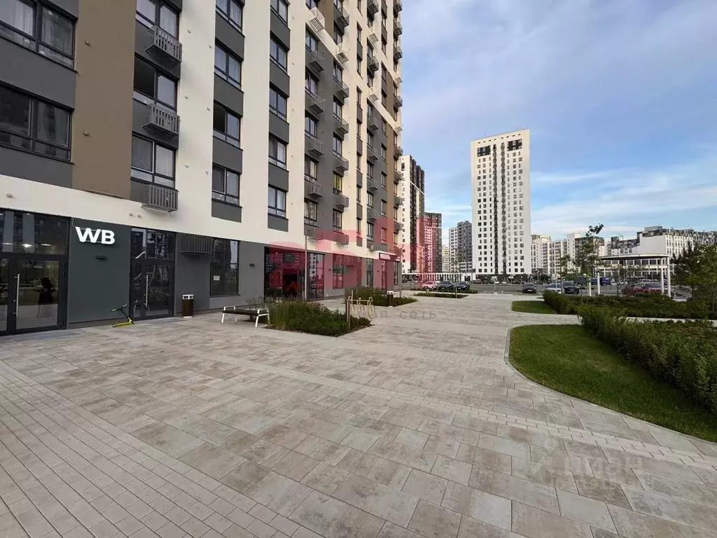 Торговая площадь в Тюменская область, Тюмень ул. Фармана Салманова, 17 ... - Фото 2