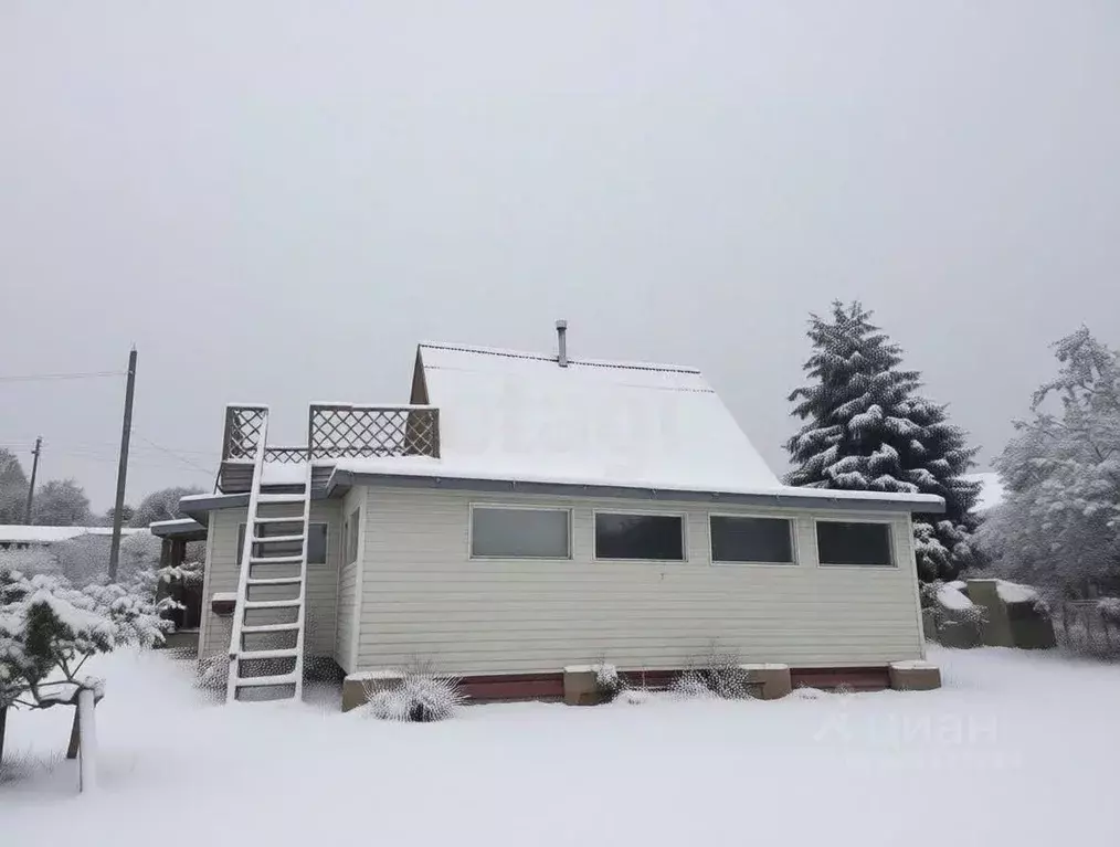 Дом в Ленинградская область, Волховский район, Бережковское с/пос, д. ... - Фото 1