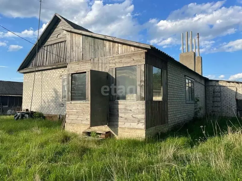 Дом в Брянская область, Карачевское городское поселение, с. Трыковка ... - Фото 0