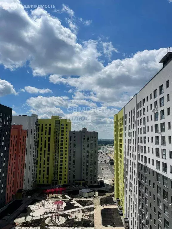 3-комнатная квартира: Курск, улица Энгельса, 115 (85.2 м) - Фото 1