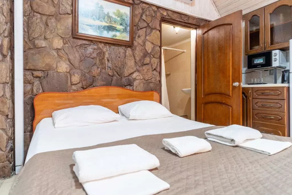 Комната Краснодарский край, Сочи ул. Куйбышева, 44 (30.0 м) - Фото 1