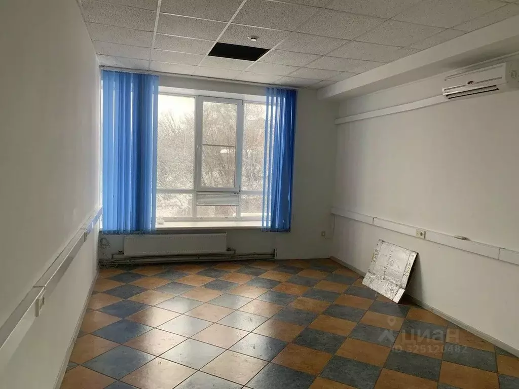 Офис в Курская область, Курск ул. Дзержинского, 9А (108 м) - Фото 1