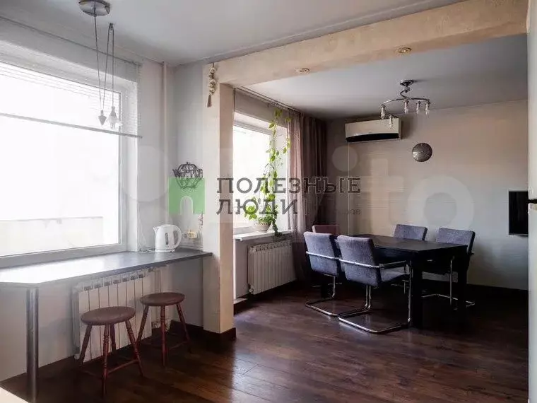 4-к. квартира, 92 м, 2/9 эт. - Фото 1