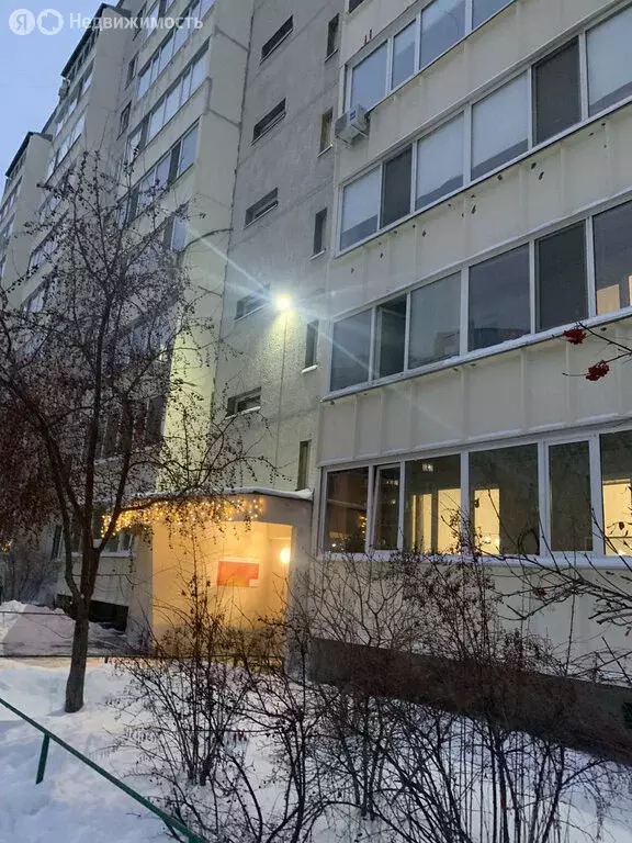 2-комнатная квартира: Тюмень, микрорайон Войновка, Вербовая улица, 4к1 ... - Фото 1