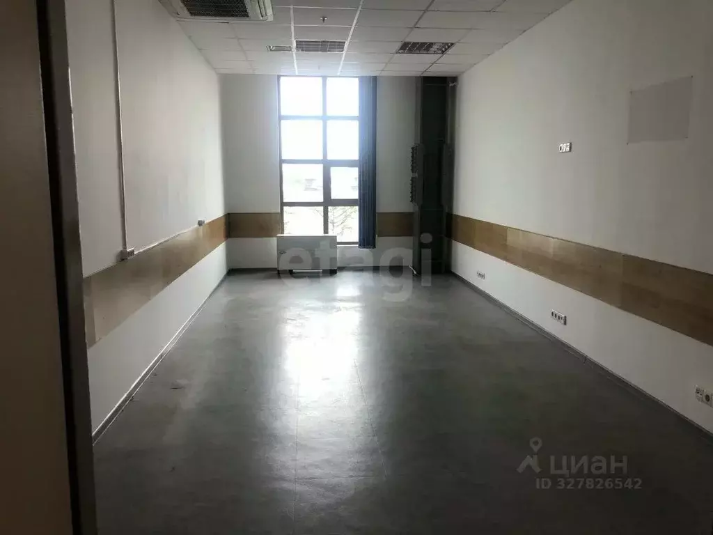 Офис в Сахалинская область, Южно-Сахалинск Коммунистический просп., ... - Фото 2