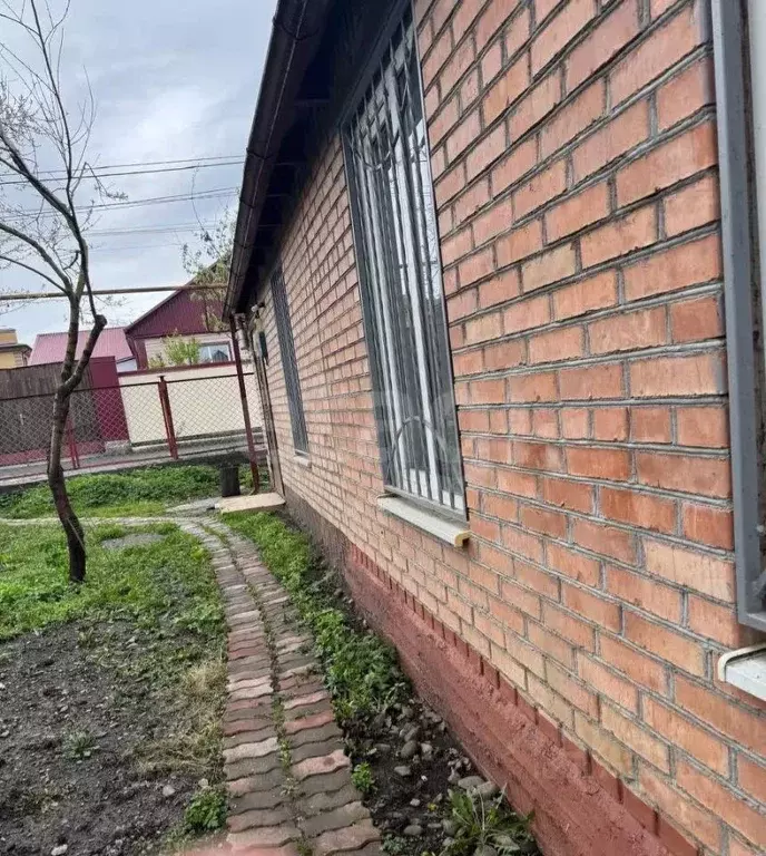 Дом в Северная Осетия, Владикавказ Терек СНО, 369 (44 м) - Фото 1
