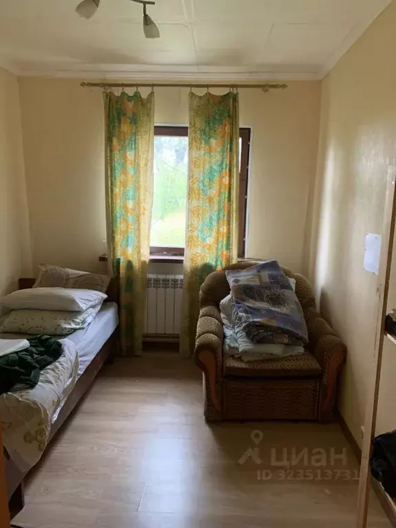 Дом в Тульская область, Ясногорский район, Ревякинское с/пос, с. ... - Фото 2