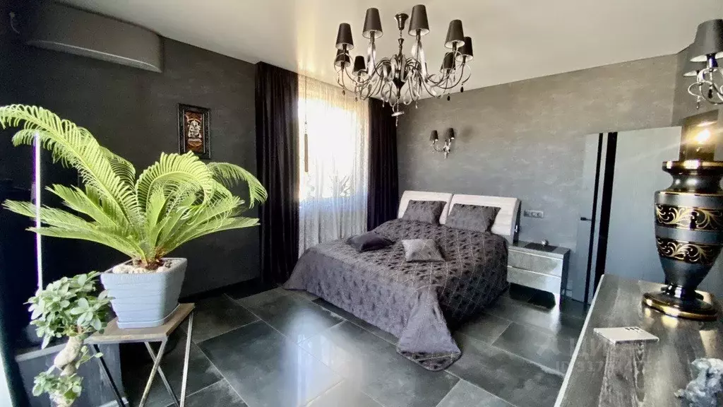 2-к кв. Севастополь проезд Колобова, 11 (70.0 м) - Фото 1