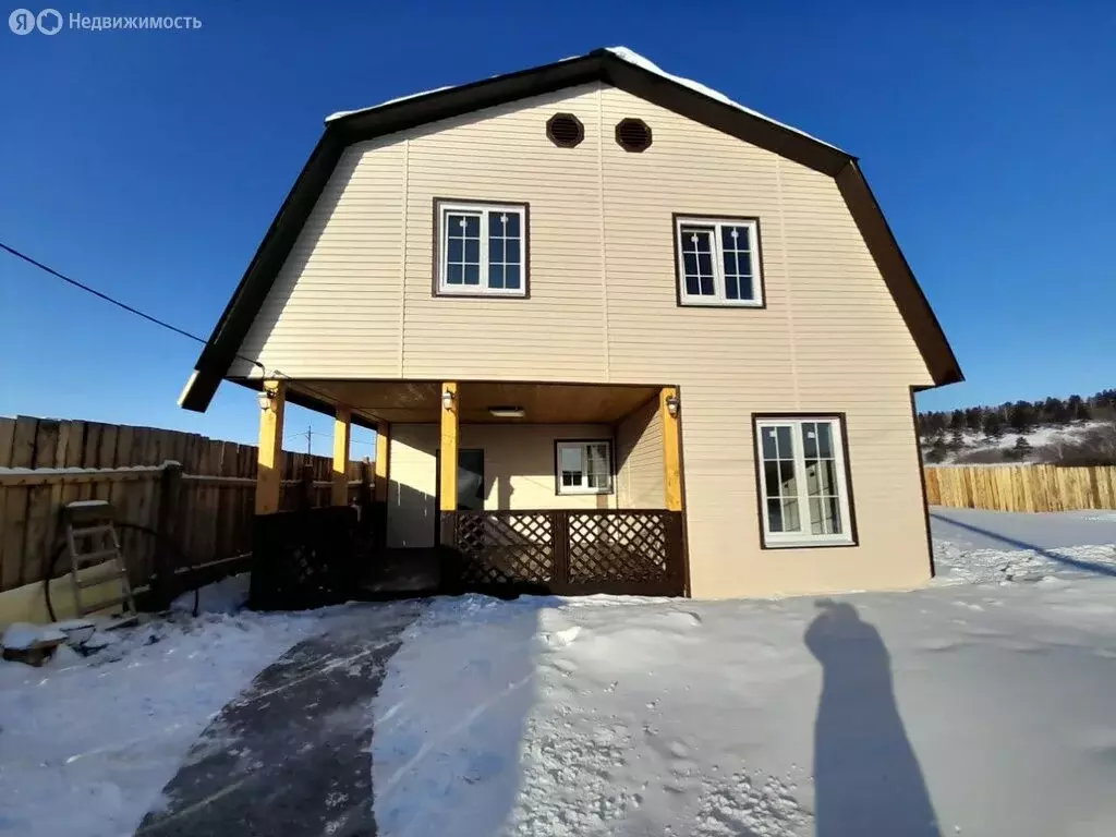 Дом в село Урик, переулок Михаила Милорадовича (80 м) - Фото 1