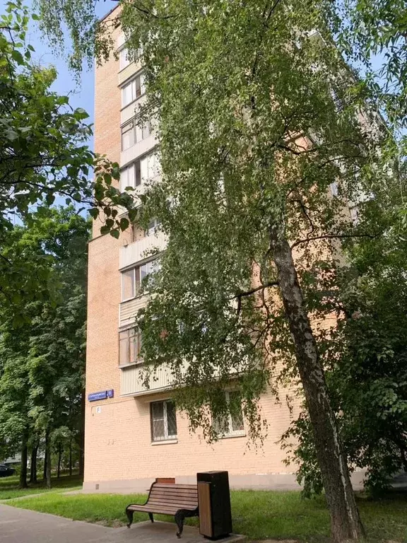 2-к. квартира, 52 м, 4/9 эт. - Фото 1