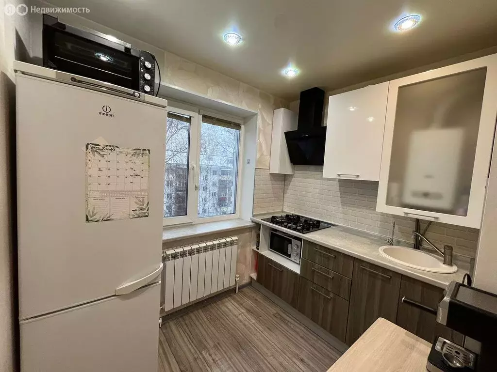 2-комнатная квартира: Сыктывкар, Октябрьский проспект, 50 (43.5 м) - Фото 1