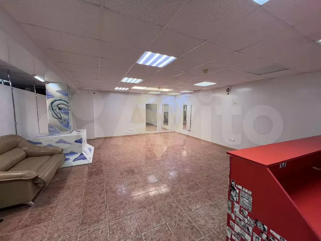Продам торговое помещение, 92 м - Фото 1