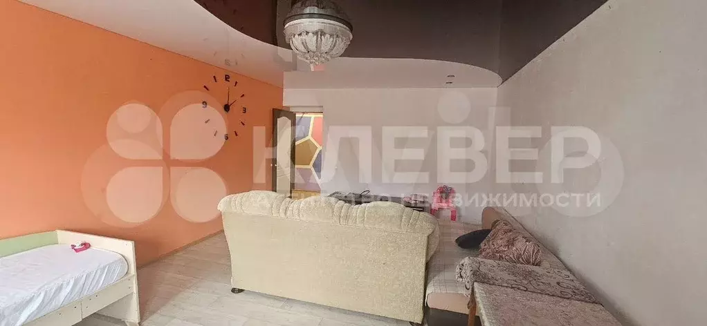 3-к. квартира, 70 м, 3/3 эт. - Фото 1