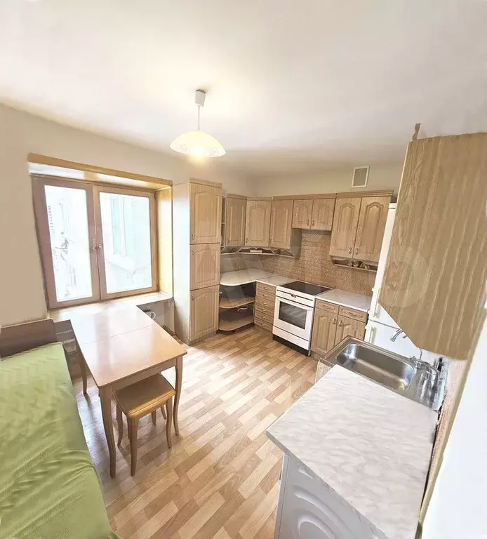 2-к. квартира, 60 м, 11/16 эт. - Фото 0