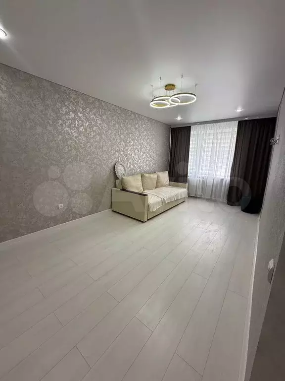 2-к. квартира, 45 м, 1/5 эт. - Фото 0