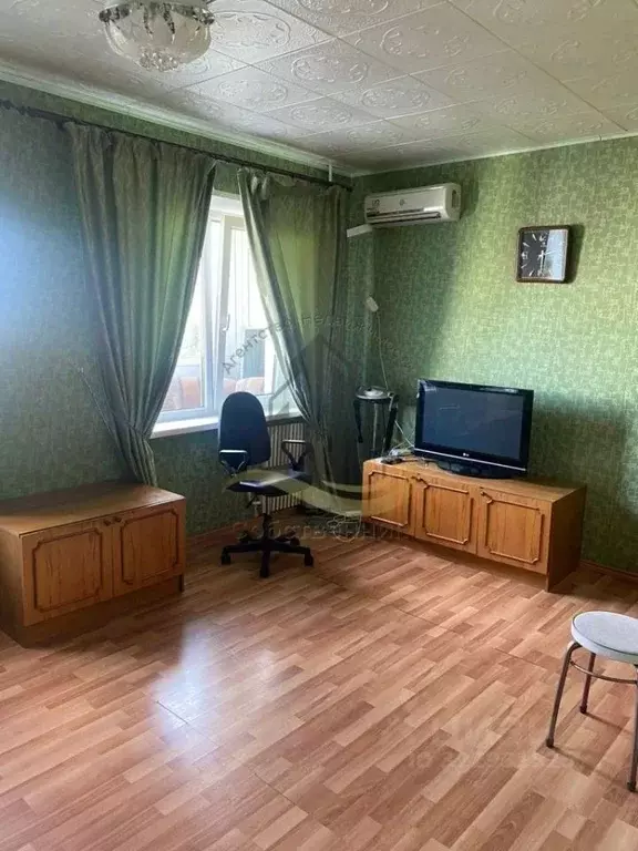 1-к кв. Белгородская область, Губкин ул. Космонавтов, 3 (39.0 м) - Фото 0