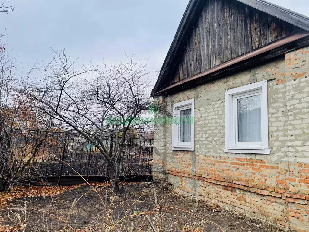 Дом в Саратовская область, Вольск Народная ул., 135 (58 м) - Фото 1