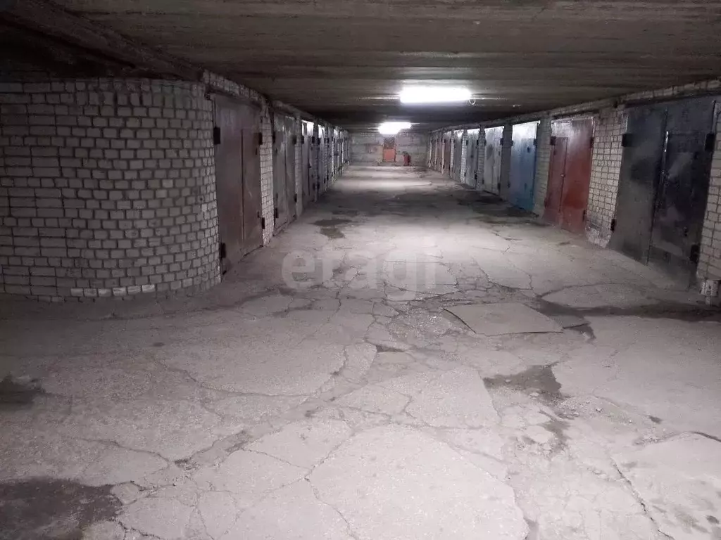 Гараж в Саратовская область, Саратов ул. Имени С.Т. Разина, 13/31 (19 ... - Фото 0