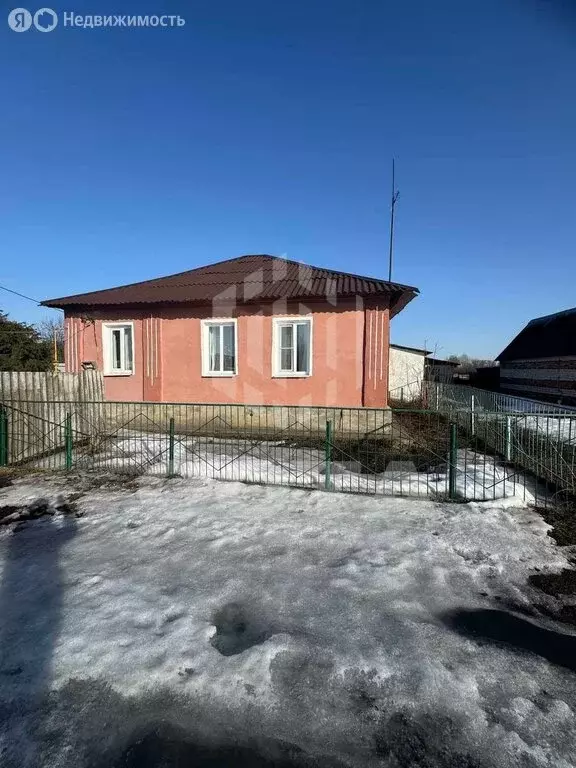 Дом в село Рогачёвка, улица Ворошилова, 146 (65 м) - Фото 1