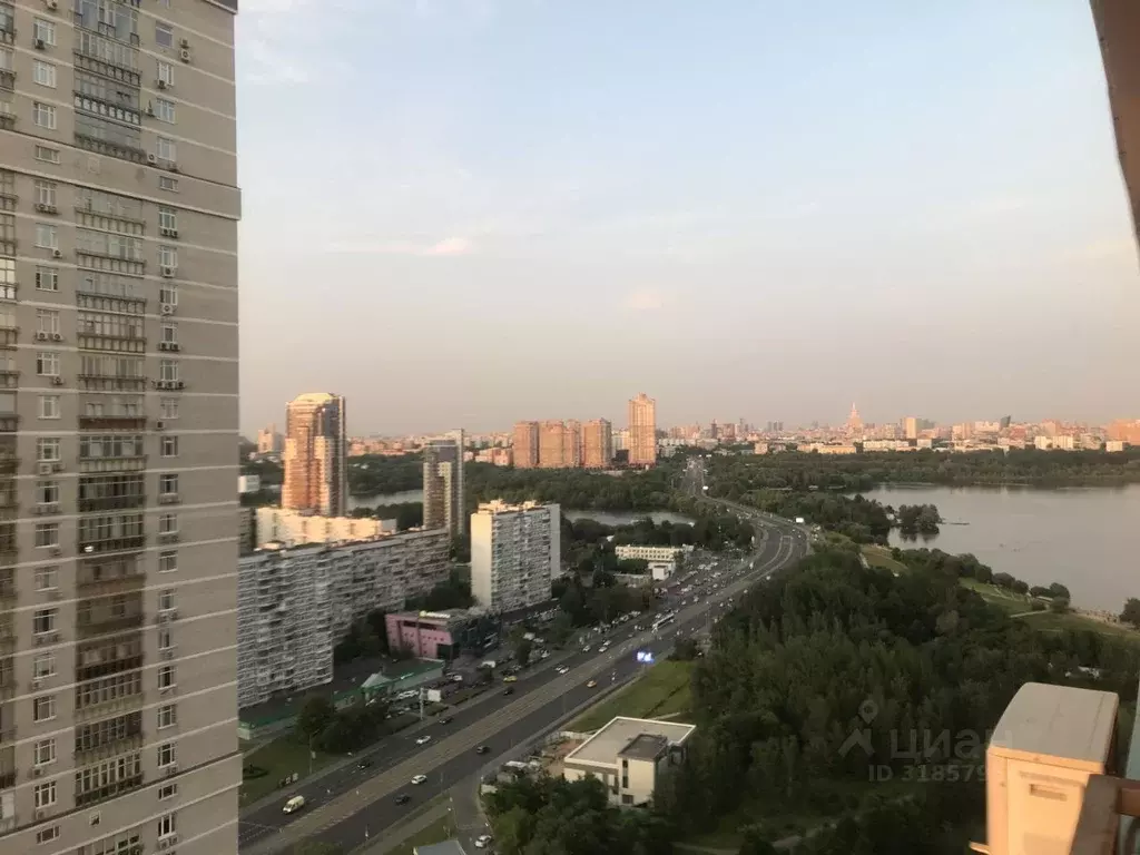 1-к кв. Москва ул. Маршала Катукова, 24к4 (53.6 м) - Фото 1