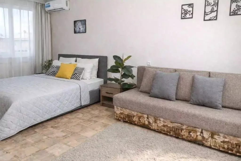 1-к кв. Самарская область, Сызрань Астраханская ул., 15А (36.0 м) - Фото 2