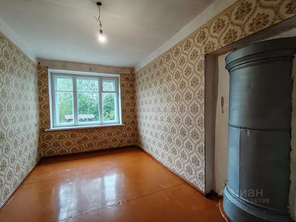 3-к кв. Псковская область, Красногородск рп ул. Спортивная, 1 (53.6 м) - Фото 1