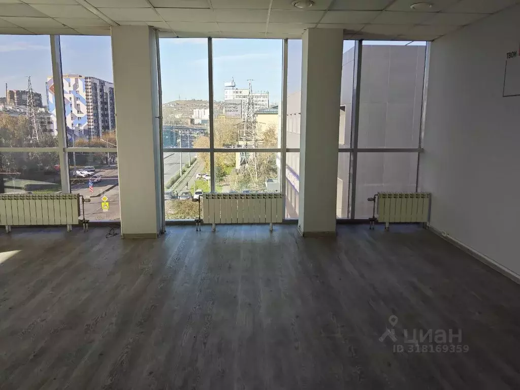 Офис в Красноярский край, Красноярск ул. Маерчака, 16 (63 м) - Фото 1