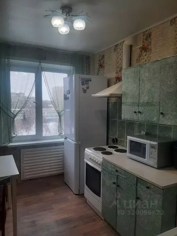 2-к кв. Алтайский край, Барнаул ул. Антона Петрова, 241 (43.3 м) - Фото 1