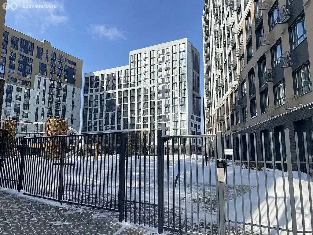 2-комнатная квартира: Тюмень, улица Первооткрывателей, 9 (51.6 м) - Фото 2