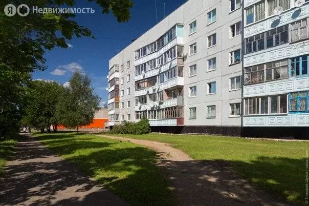 3-комнатная квартира: Валдай, проспект Васильева, 32 (62.4 м) - Фото 1
