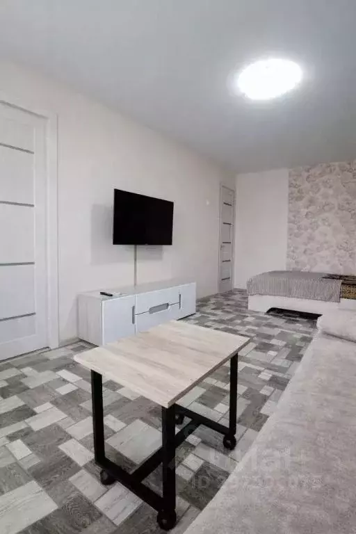 1-к кв. Пермский край, Лысьва ул. Орджоникидзе, 10Е (45.0 м) - Фото 1